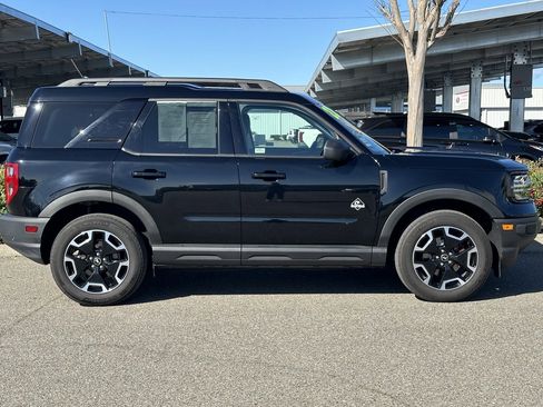 Used 2022 Ford Bronco Sport Outer Banks w/ Tech Package image 3