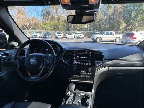 Used 2021 Jeep Grand Cherokee Limited X image 23