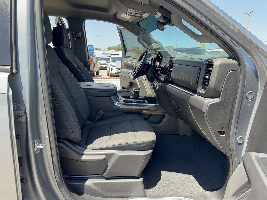 Used 2025 Chevrolet Silverado 1500 LT w/ All Star Edition Plus RWD image 15