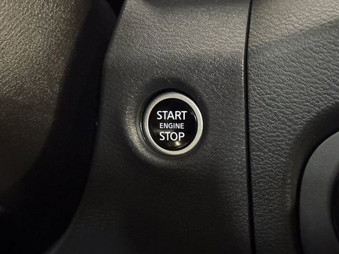 Used 2023 Nissan Frontier PRO-4X w/ Pro-4X Premium Package AWD/4WD image 22