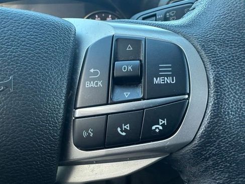 Used 2022 Ford Explorer XLT w/ Equipment Group 202A image 19