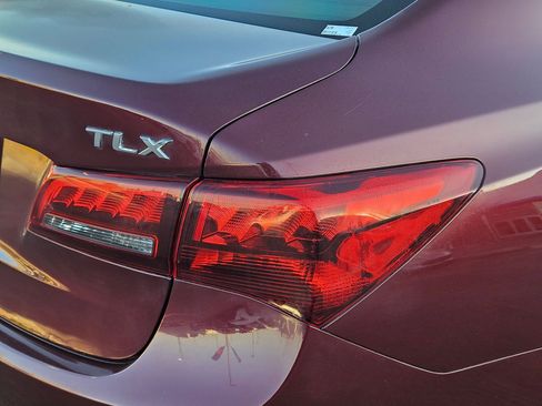 Used 2016 Acura TLX V6 image 11