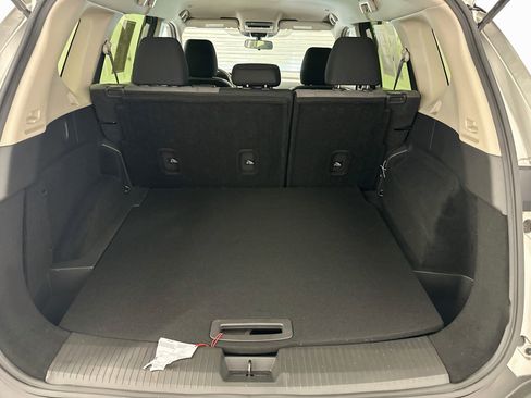 Used 2023 Nissan Rogue SV AWD/4WD image 29