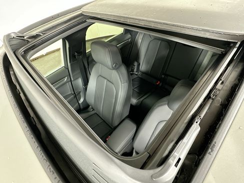 New 2025 Audi Q3 2.0T Premium image 21