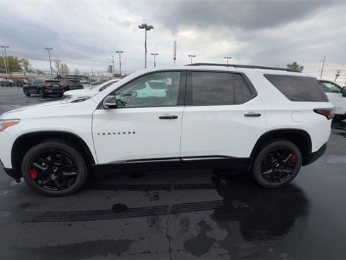 Certified 2020 Chevrolet Traverse Premier w/ Redline Edition image 5