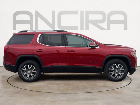 Used 2023 GMC Acadia SLT w/ Technology Package image 12