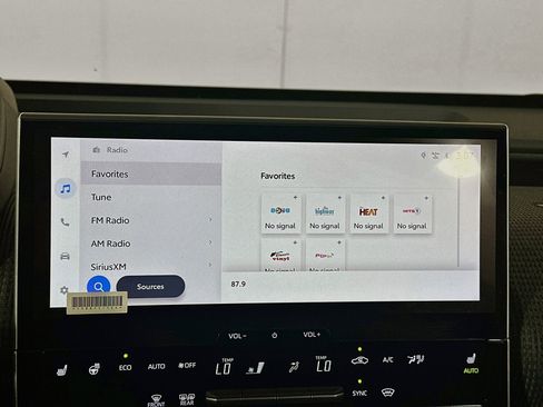 Used 2025 Toyota bZ4X FWD w/ Weather Package image 19