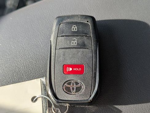 New 2026 Toyota Prius XLE image 31