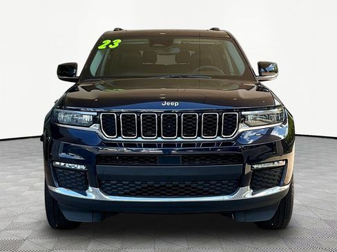Used 2023 Jeep Grand Cherokee L Limited AWD/4WD image 2
