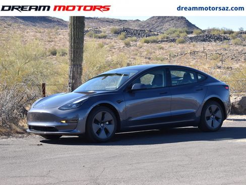 Used 2023 Tesla Model 3 Standard Range RWD image 1