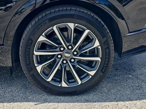 Used 2025 Cadillac Lyriq Sport RWD image 32