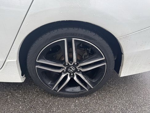 Certified 2017 Honda Accord Sport Special Edition image 9