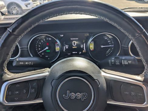 Used 2021 Jeep Wrangler Unlimited Sahara w/ Cold Weather Group image 30