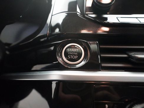 Certified 2024 Nissan Pathfinder Platinum w/ Cargo Package image 32