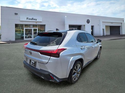 Used 2024 Lexus UX 250h F Sport FWD image 3