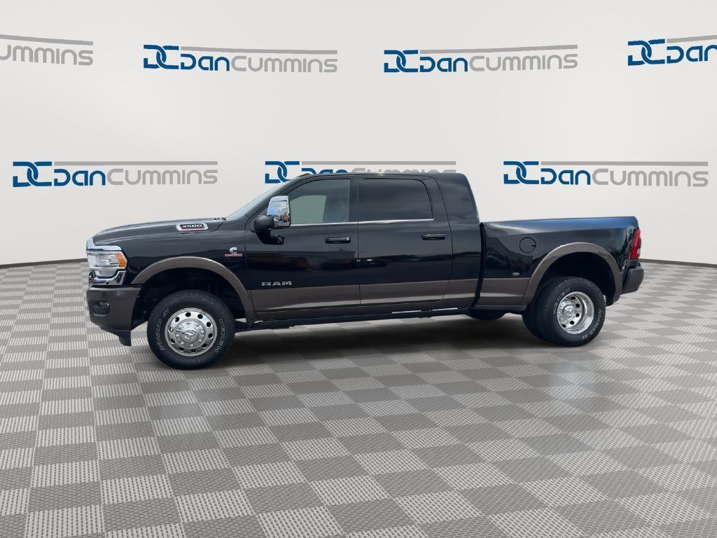 Used 2024 RAM 3500 Limited w/ Towing Technology Group AWD/4WD image 5