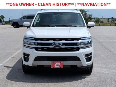Used 2023 Ford Expedition Limited AWD/4WD image 2