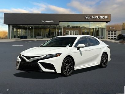 Used 2023 Toyota Camry SE