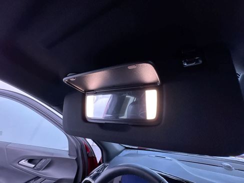 Used 2025 Chevrolet Equinox LT w/ Convenience Package II FWD image 34
