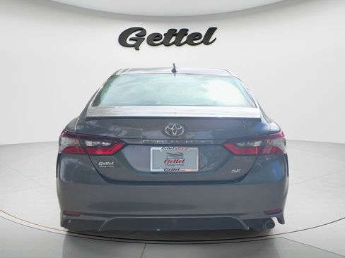 Used 2024 Toyota Camry SE image 13
