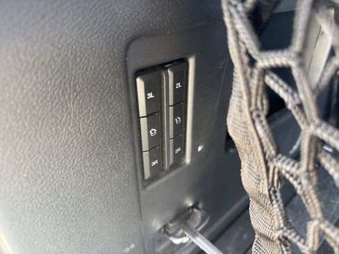 Used 2023 Ford Expedition Platinum AWD/4WD image 17