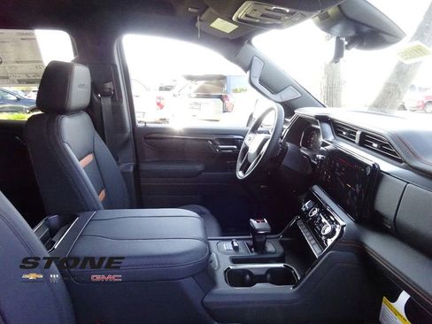 New 2026 GMC Sierra 1500 AT4 image 18