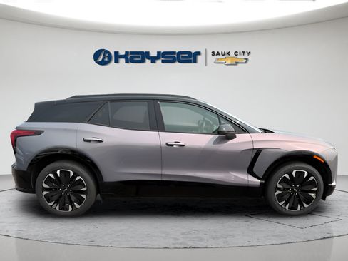 Used 2026 Chevrolet Blazer EV RS AWD/4WD image 8