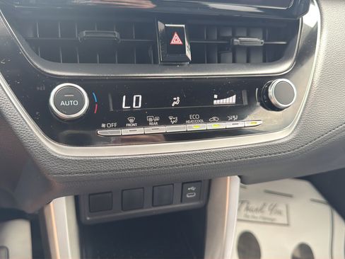 Used 2025 Toyota Corolla Cross AWD Hybrid image 26