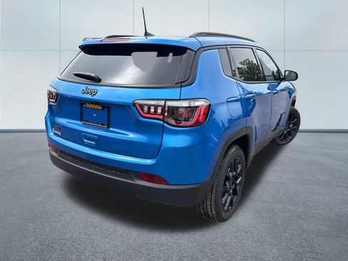 New 2026 Jeep Compass Latitude AWD/4WD image 4