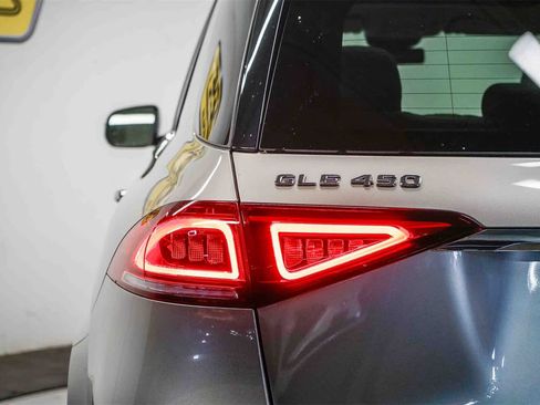 Used 2022 Mercedes-Benz GLE 450 4MATIC image 9