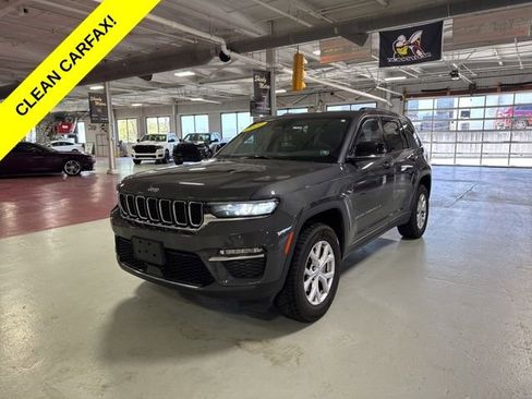 Used 2022 Jeep Grand Cherokee Limited AWD/4WD image 1