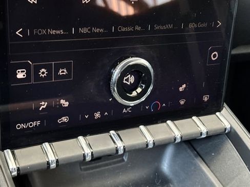 Used 2026 GMC Terrain Elevation w/ Black Edition image 18