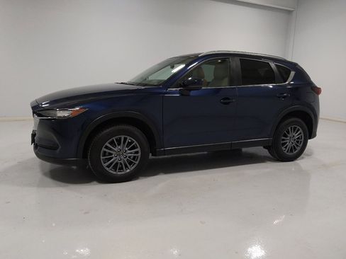 Used 2019 MAZDA CX-5 Touring image 2