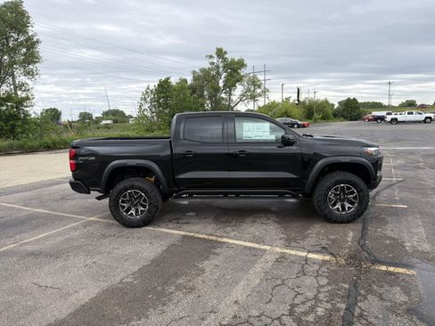 New 2026 Chevrolet Colorado ZR2 w/ Technology Package AWD/4WD image 6