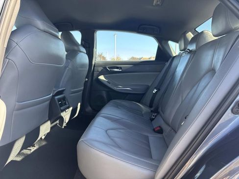 Used 2020 Toyota Avalon XLE image 23