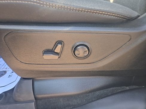 Used 2023 RAM 1500 Big Horn image 11