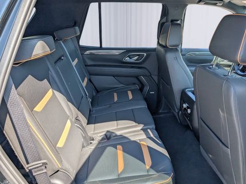 Certified 2024 GMC Yukon AT4 image 9