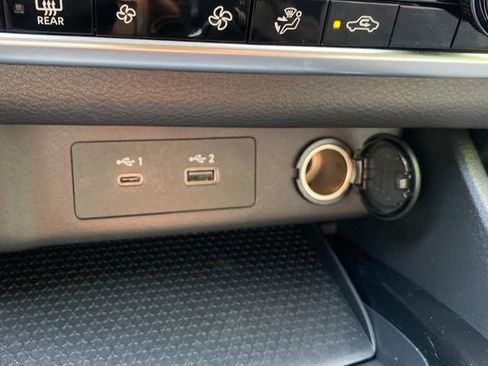Used 2023 Nissan Rogue SV FWD image 26