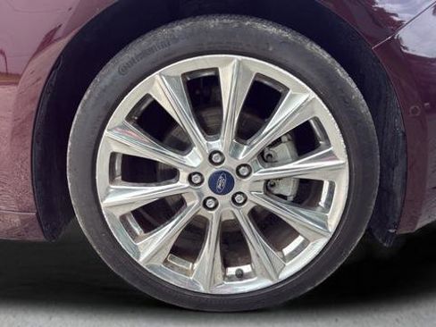 Used 2018 Ford Fusion Platinum FWD image 27