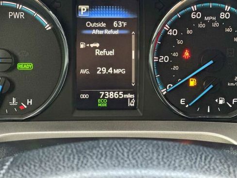 Used 2018 Toyota RAV4 LE Plus image 22