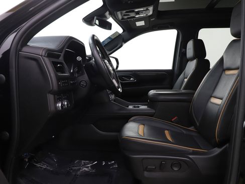 Used 2023 GMC Yukon XL AT4 w/ AT4 Premium Package image 23