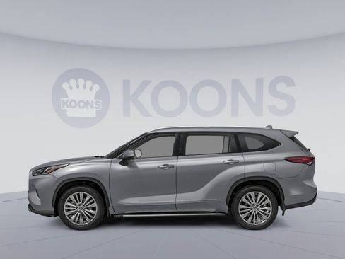 New 2026 Toyota Highlander Platinum AWD/4WD image 4