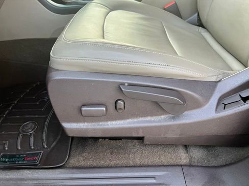 Used 2016 GMC Canyon SLT w/ Driver Alert Package image 26