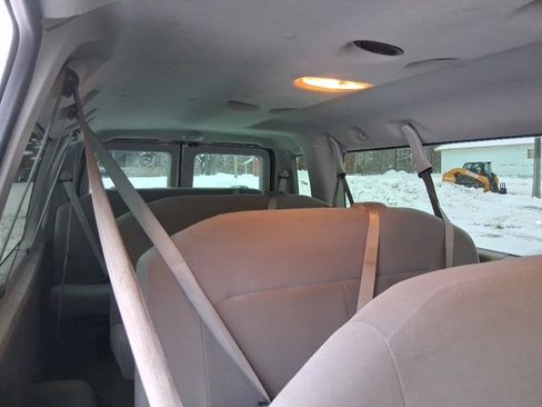 Used 2012 Ford E-350 and Econoline 350 XLT image 10