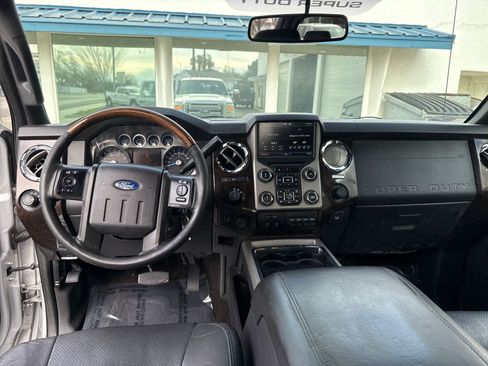 Used 2015 Ford F250 Platinum w/ FX4 Off-Road Package image 12