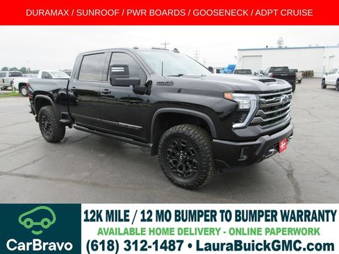Used 2024 Chevrolet Silverado 2500 High Country w/ High Country Premium Package AWD/4WD image 1