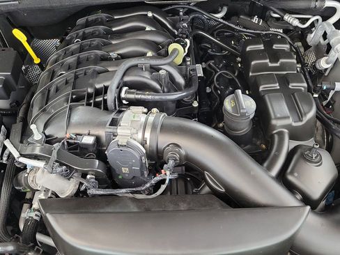 Used 2024 Dodge Durango GT AWD/4WD image 10