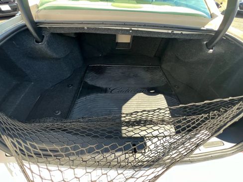 Used 2009 Cadillac DTS w/ Trunk Convenience Package image 40