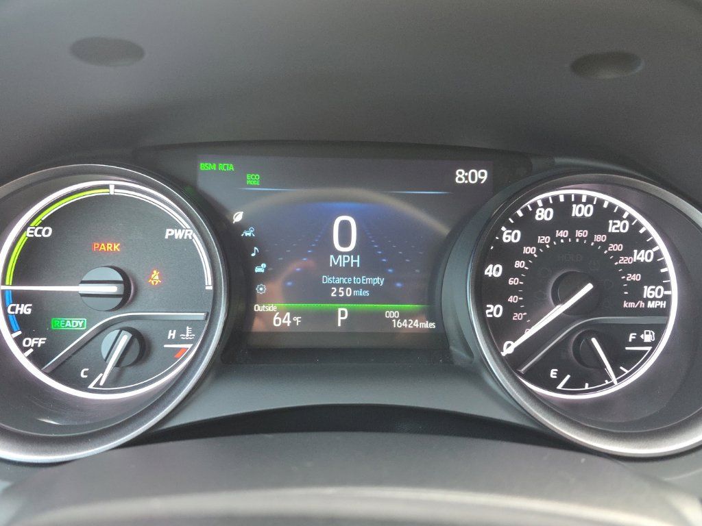 Certified 2024 Toyota Camry XSE w/ Navigation Package FWD image 27