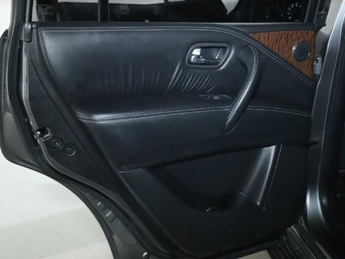 Used 2020 Nissan Armada SL w/ Premium Package image 13